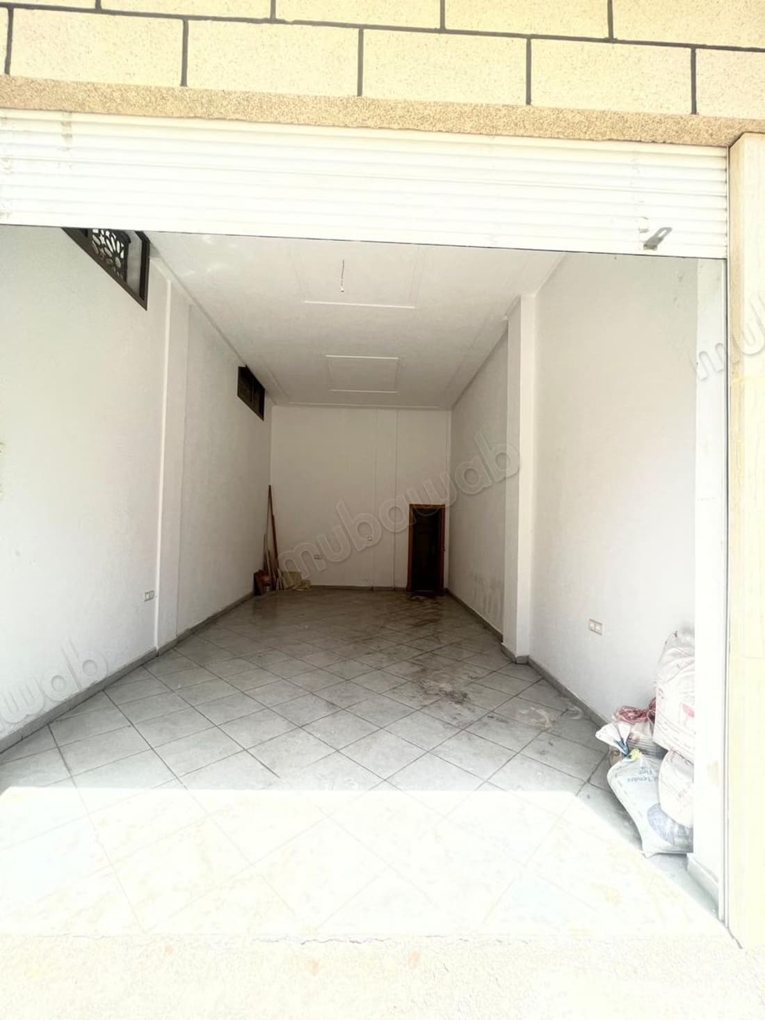 Local commercial en vente à Oulad Wjih. Surface de 30 m²