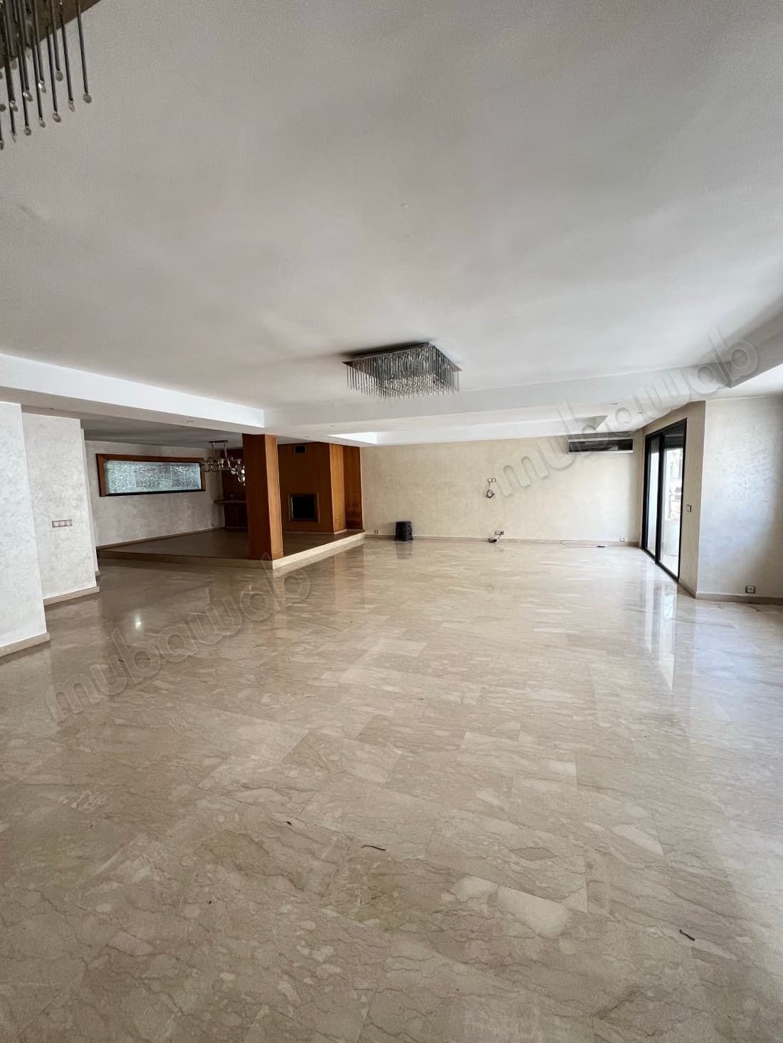 Appartement luxueux 4 chambre