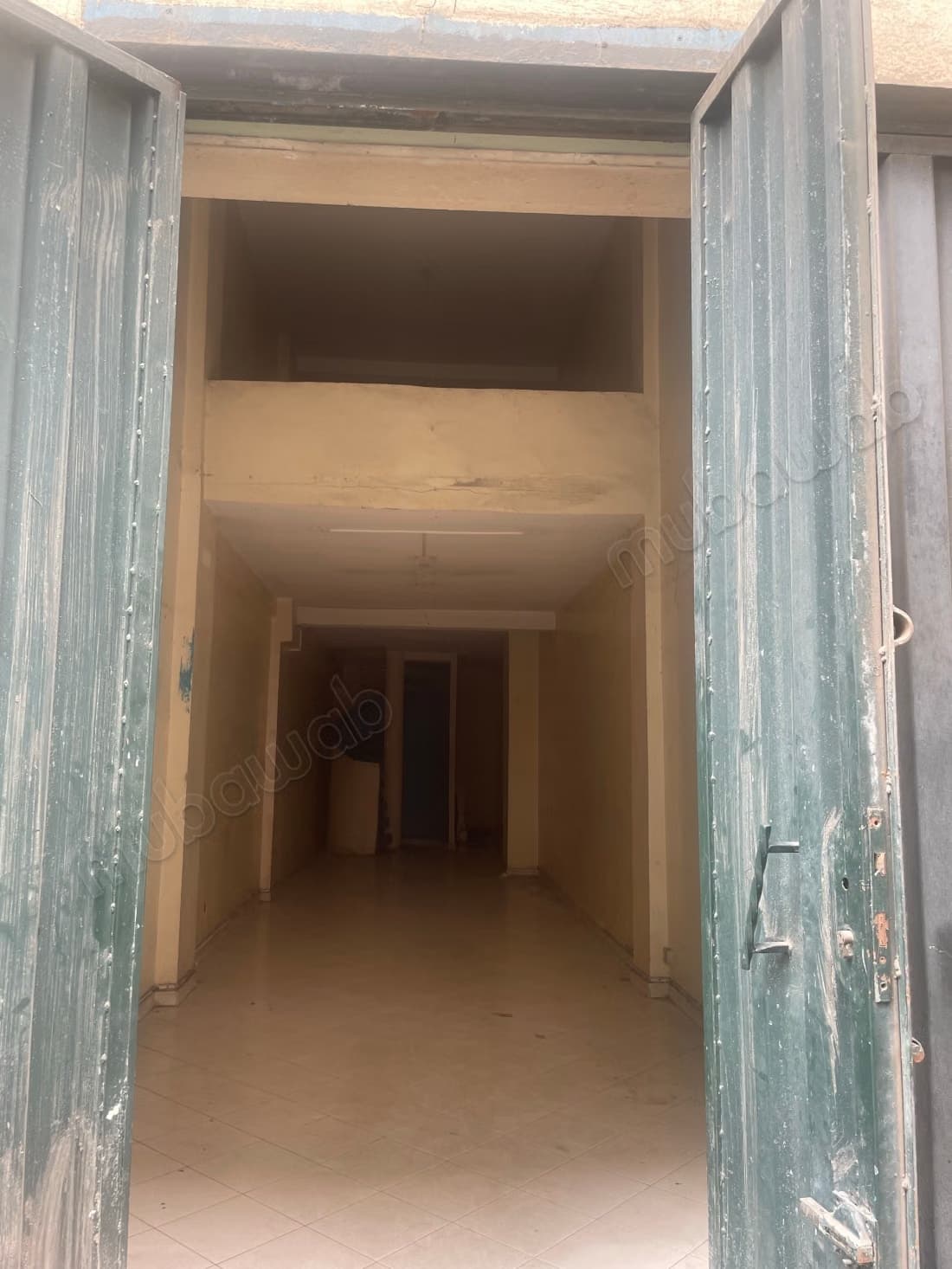 Vend local commercial à Val Fleury. Superficie 62 m². Presta...