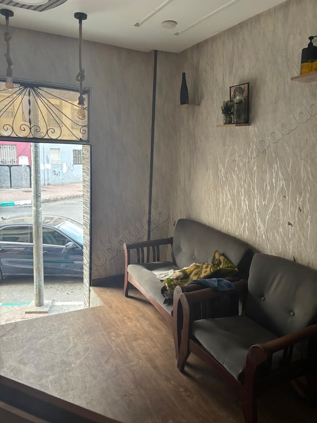 Studio rez de chaussée à vendre