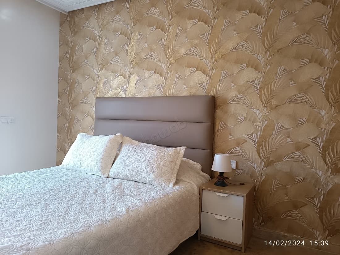 Bel appartement en location à Kébibat. 1 Pièce. Meublé