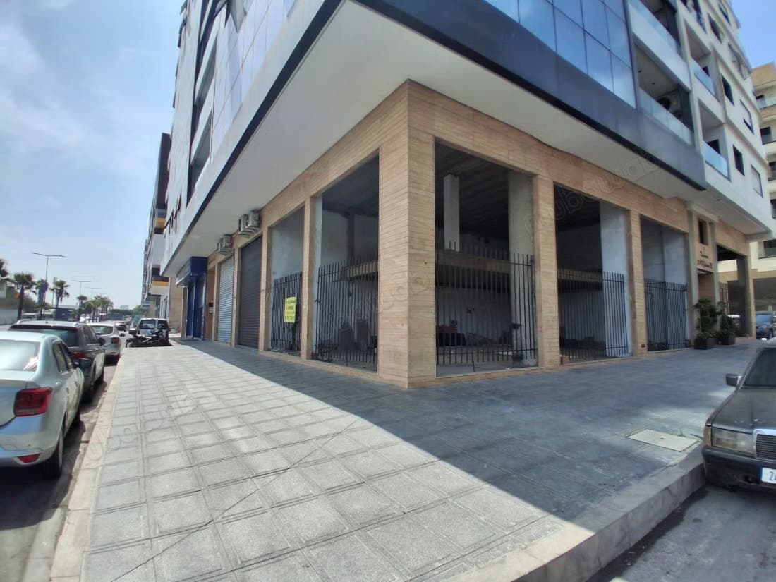 Local commercial en vente à Roches Noires. Surface de 151 m²