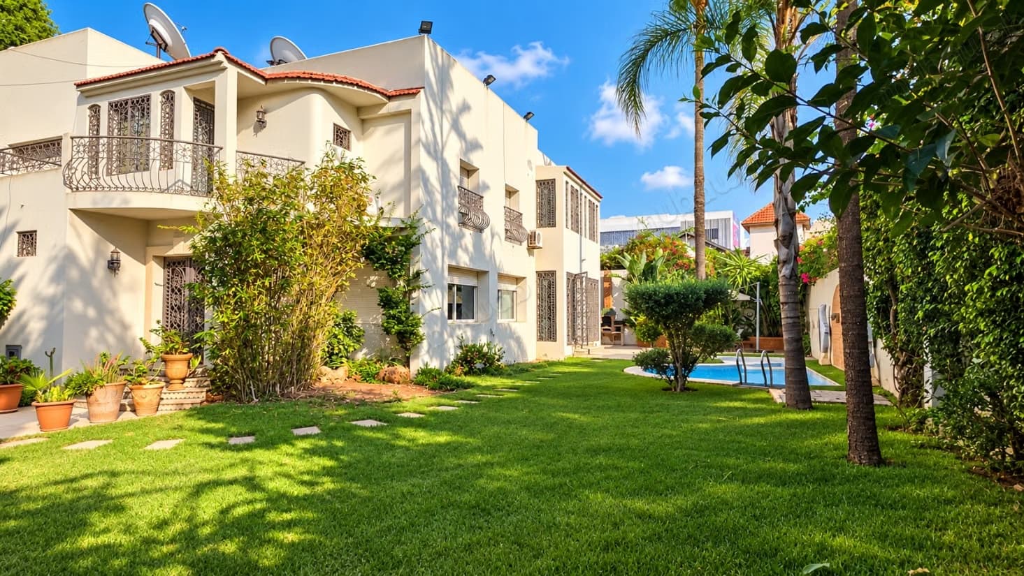 Vendre, villa de prestige 800m² à oasis