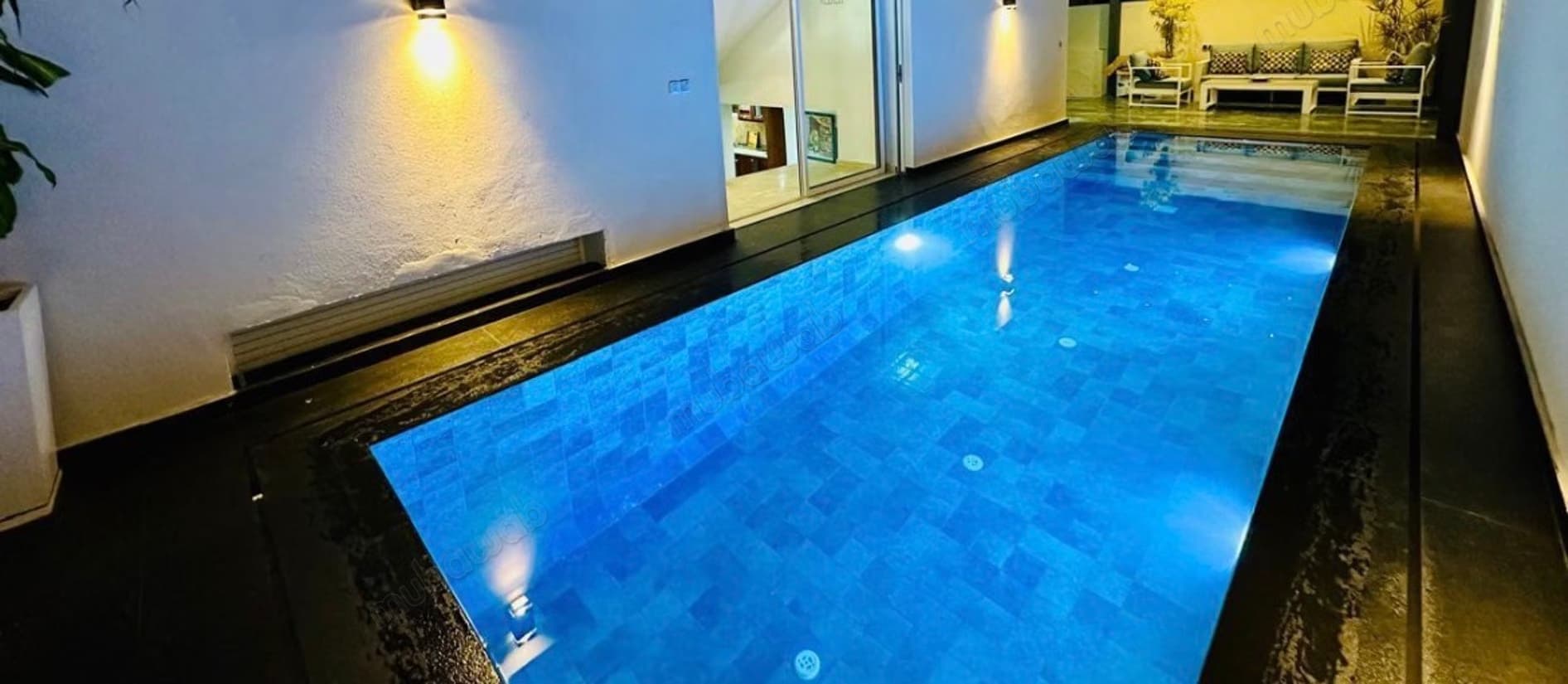 Magnifique villa à louer à Harhoura. 5 chambres. Meublé