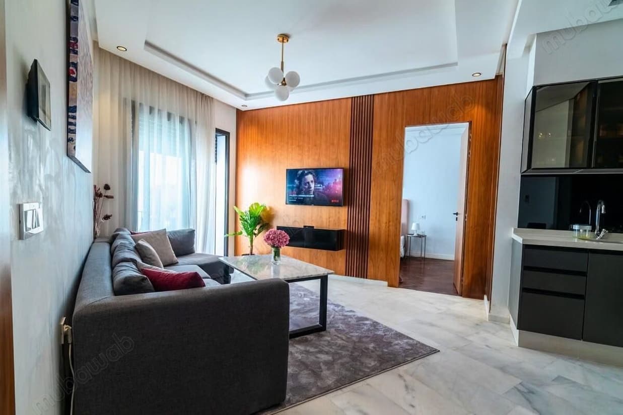 Louez cet appartement à Oasis. 1 Pièce. Bien meublé