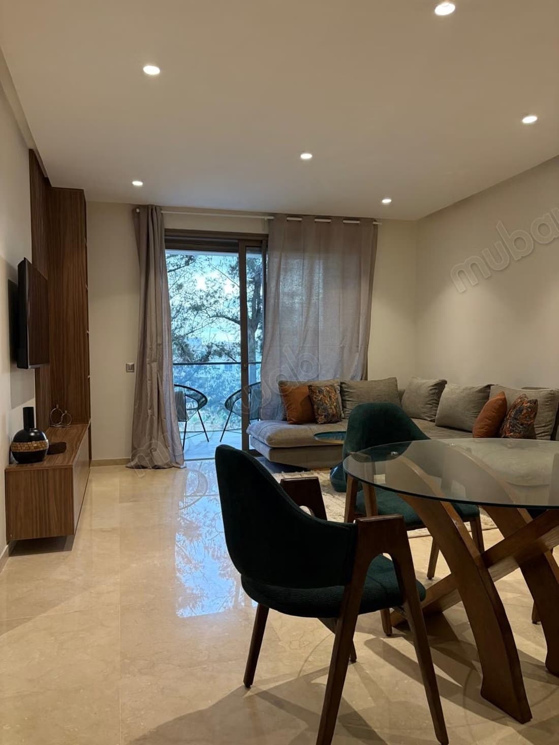 À louer – Superbe appartement meublé à Eagle Hills