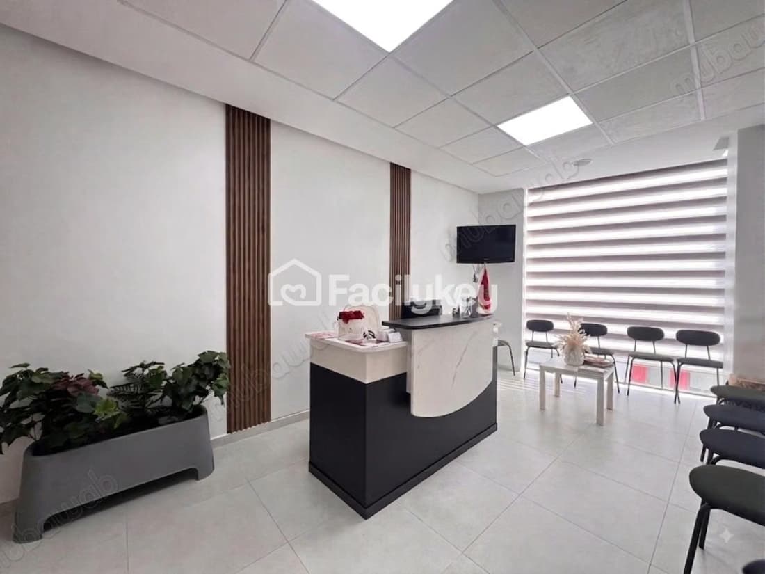Bureau de 70 m² à Bouskoura