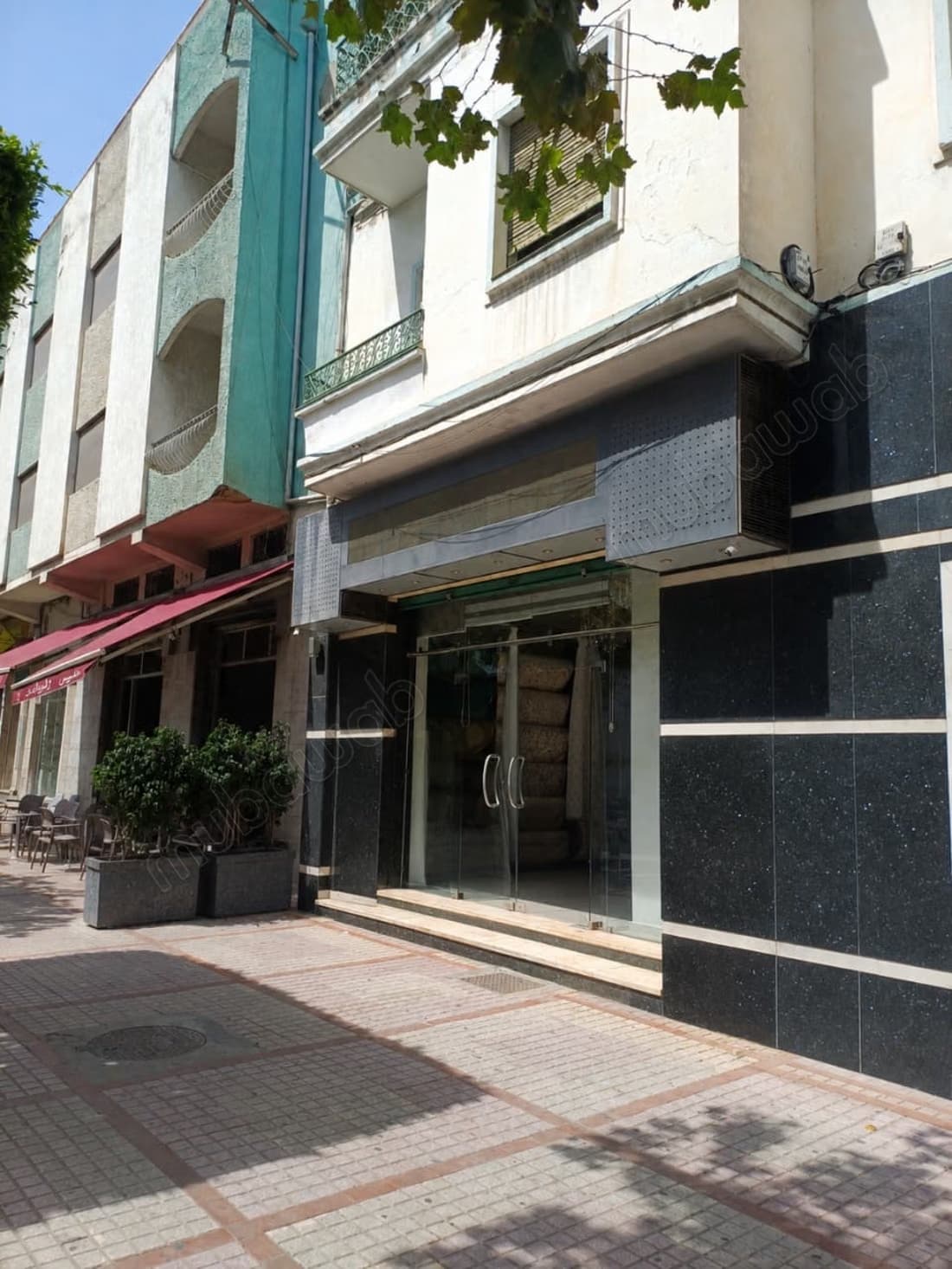 Bureaux et locaux commerciaux à vendre à Saniat Errmel. Gran...