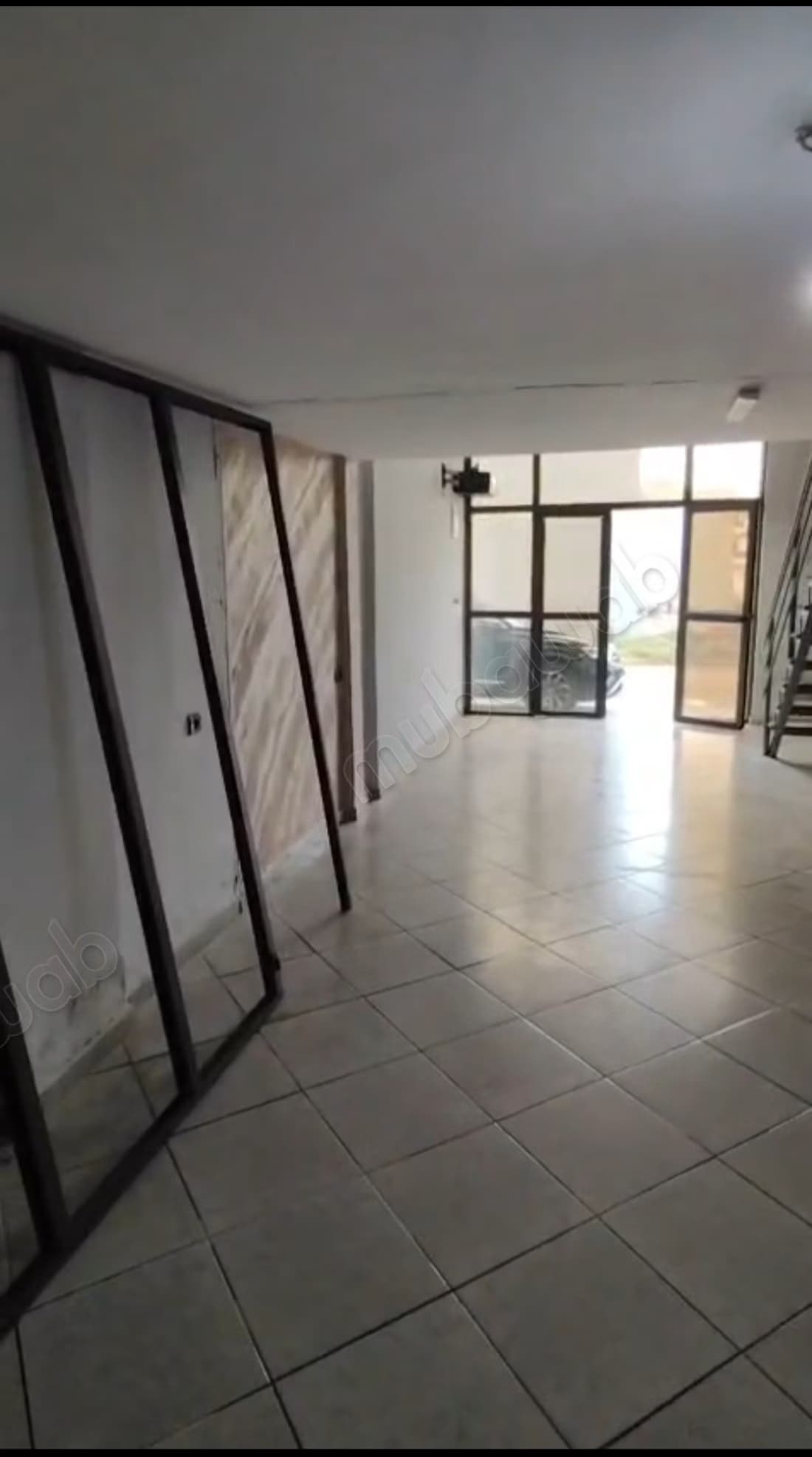 Magasin commeciale à vendre