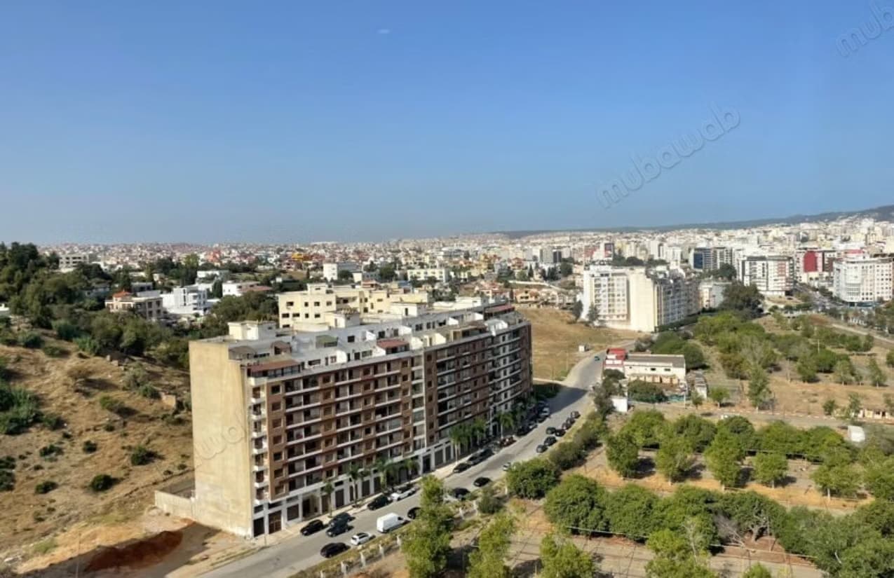 Appartement neuf et lumineux avec place de garage & proche d...