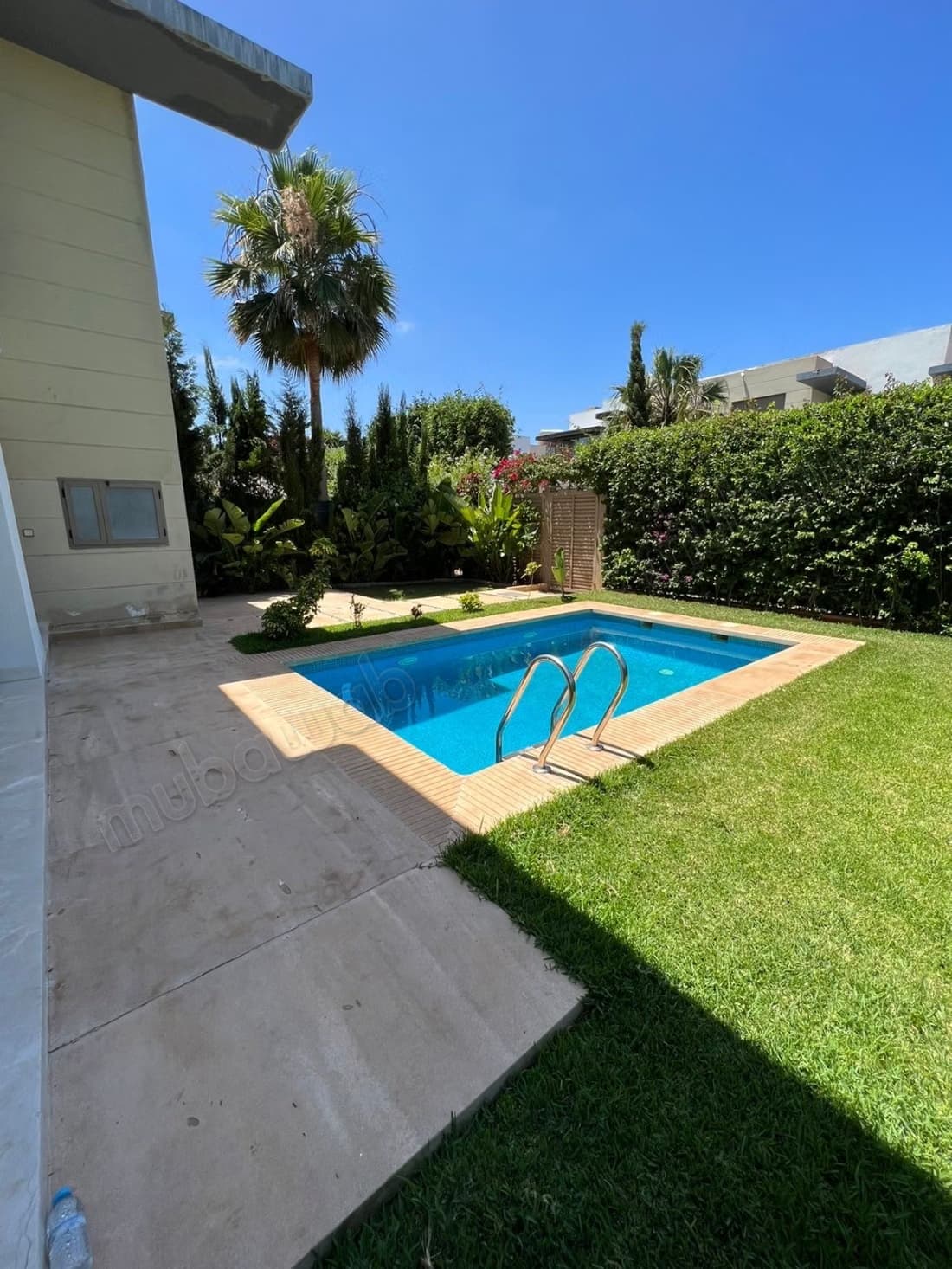 Magnifique villa à vendre à Dar Bouazza. Surface de 212 m²...