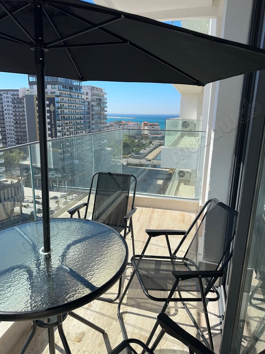 Nouvel appartement près de la gare, de la mer et de Tangier...