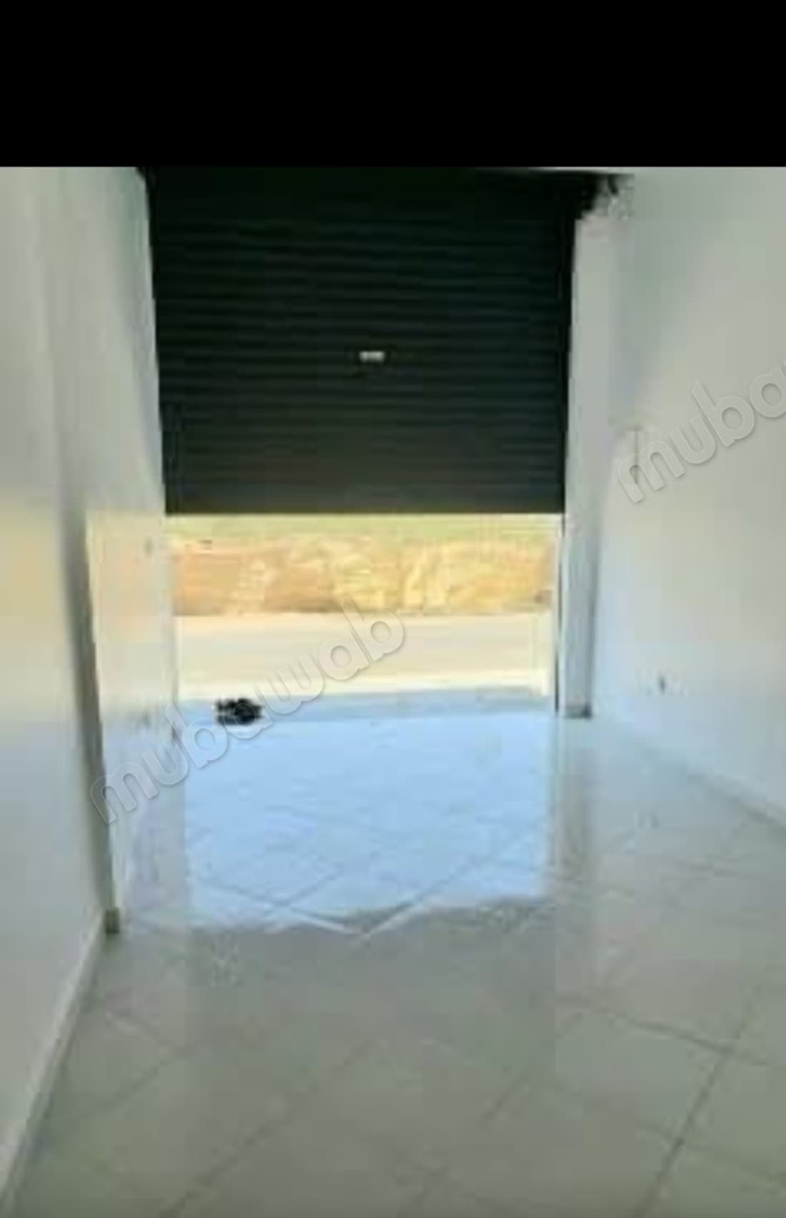 Magasin commercial titré en vente