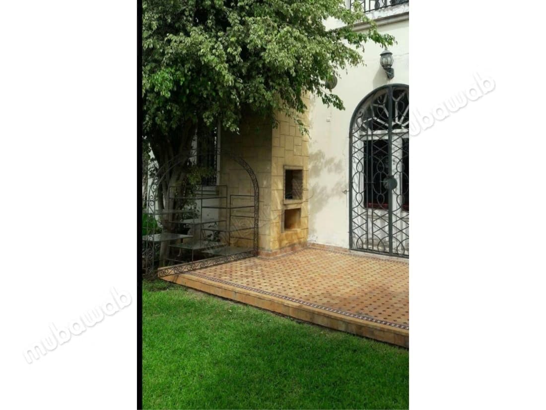 À vendre charmante villa isolée 4 chambres 600 m2
