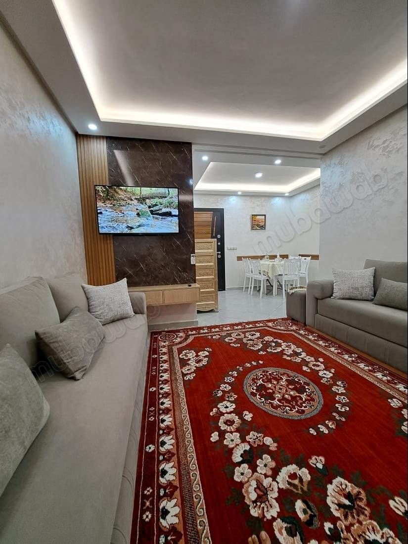 Location d'un appartement à Anza. 2 pièces confortables. Meu...