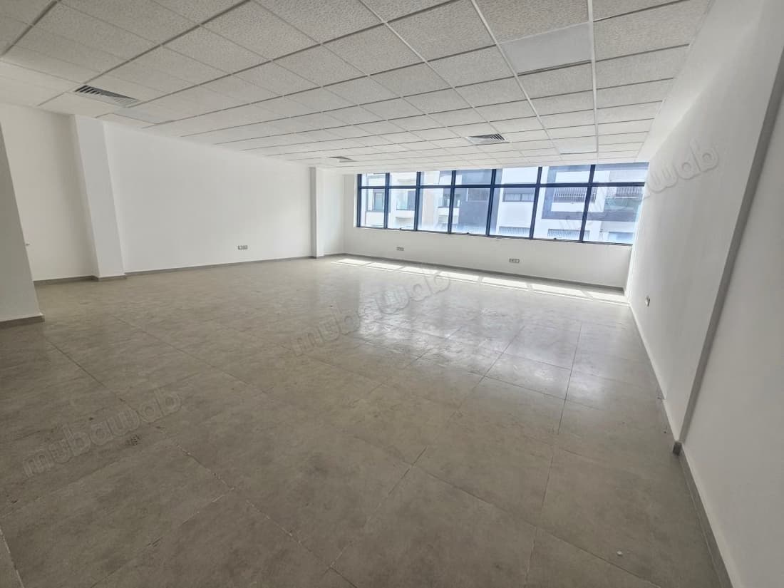 Location de bureau a coté de cheikh khalifa