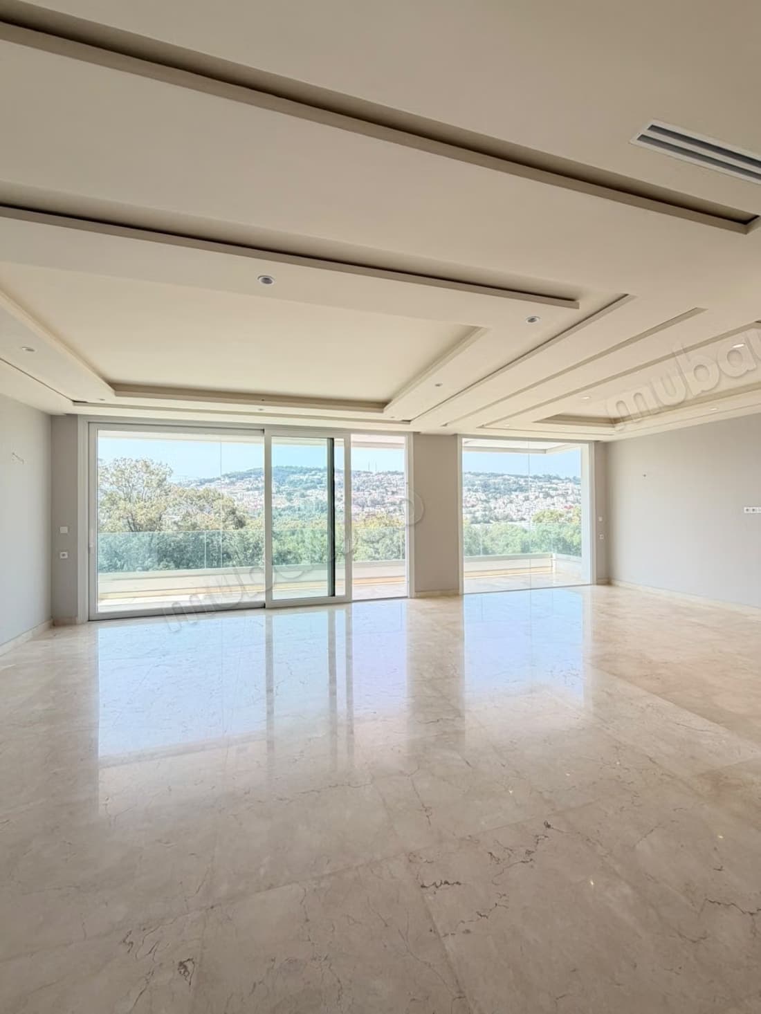 Très bel appartement à louer Tanger très belle vue