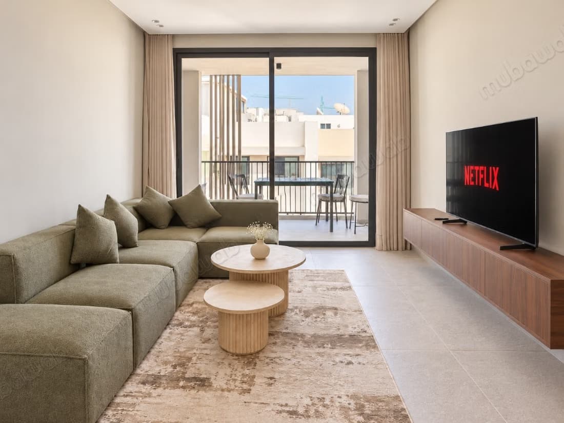 Studio meublé neuf avec terrasse Face CAFC/CFC