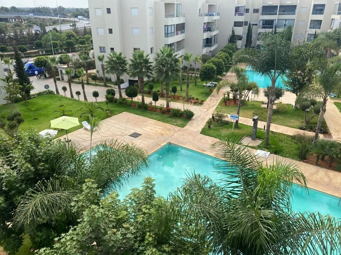 Mimoza appartement vide dernier etage