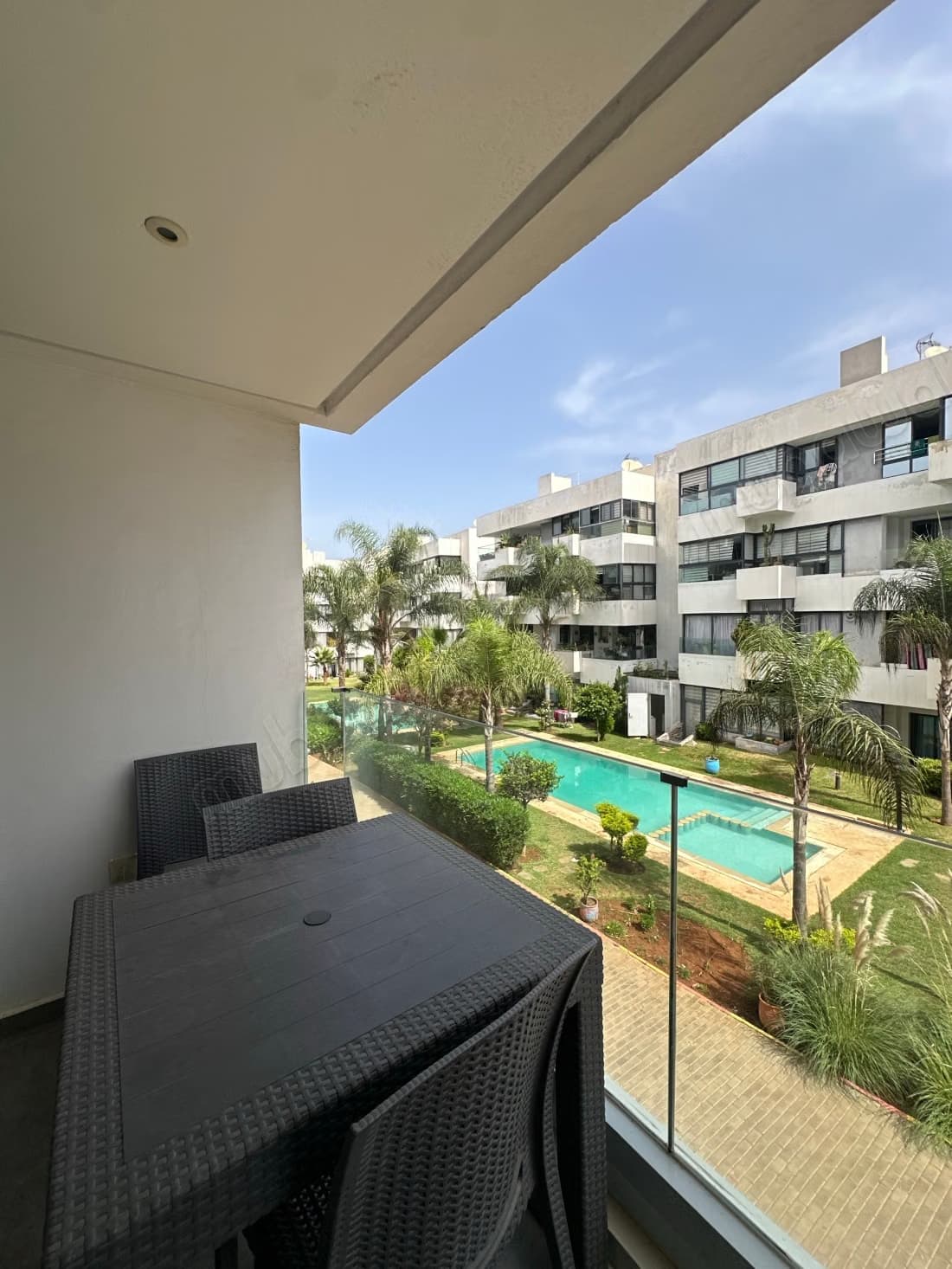 Appartement meublé 3 chambres dans une résidence avec piscin...