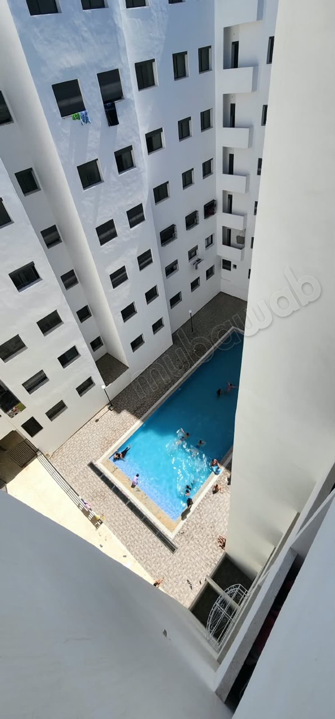Appartement vide à louer à Gzenaya – Avec piscine