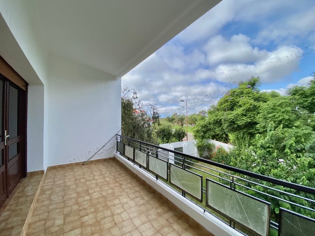 Villa en location à Quartier OLM. Superficie 700 m². Belle t...