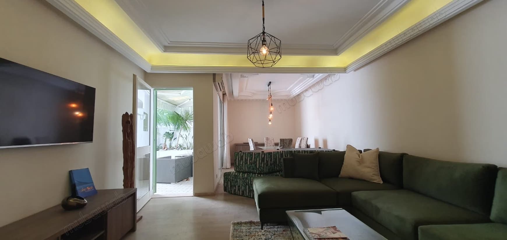 Bel appartement en location à Triangle d'Or. 3 pièces. Servi...