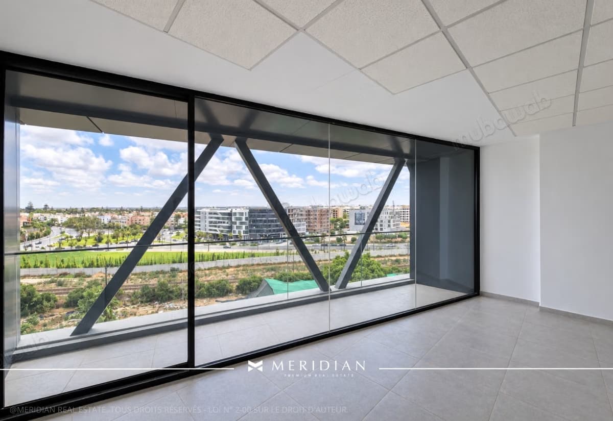 Location Bureau moderne aménagé & neuf 73m² Oasis