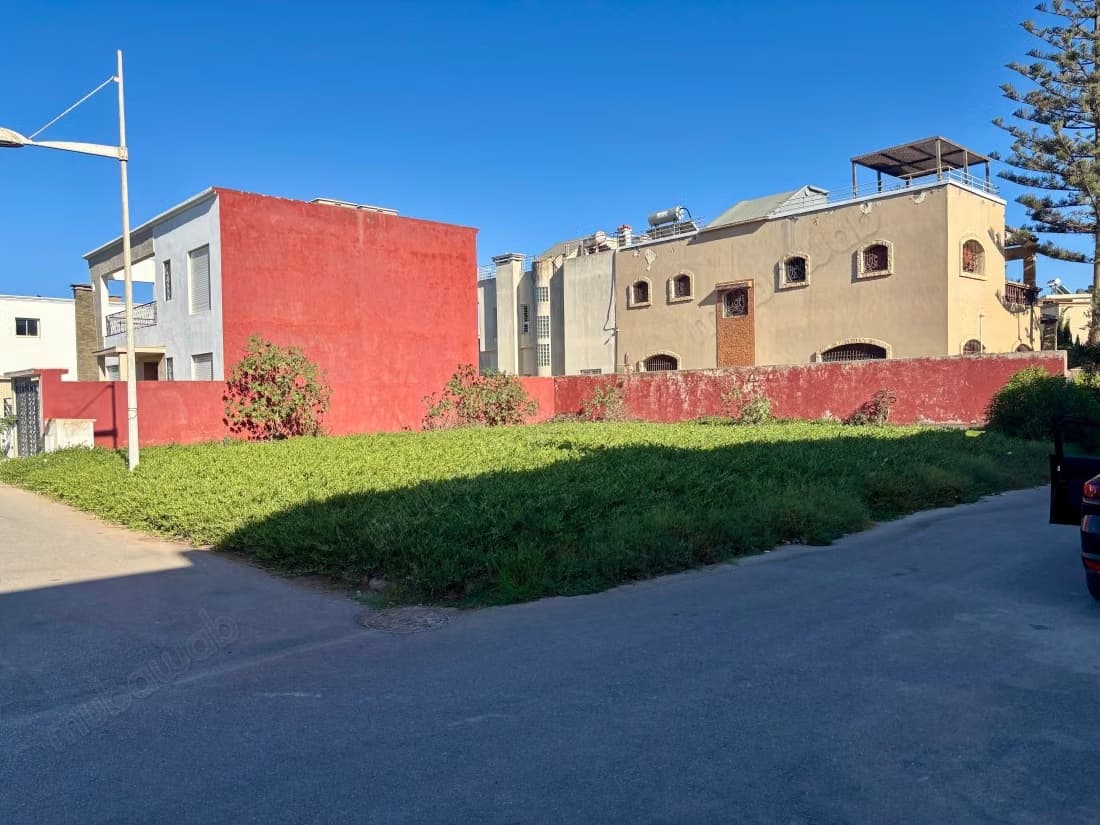 Vente de terrain à Dar Bouazza. Superficie 362 m²