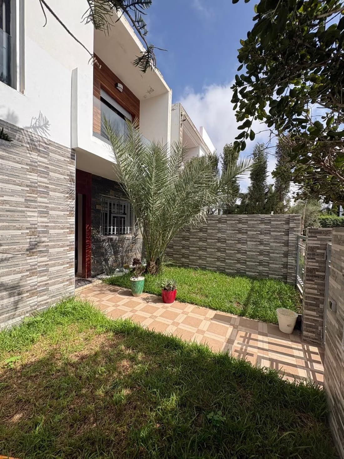 À louer villa vide à dar bouazza