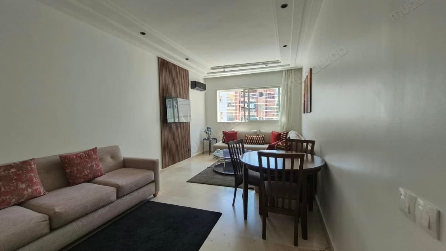 A vendre Appartement meublé 84 m2 Bourgog ouest