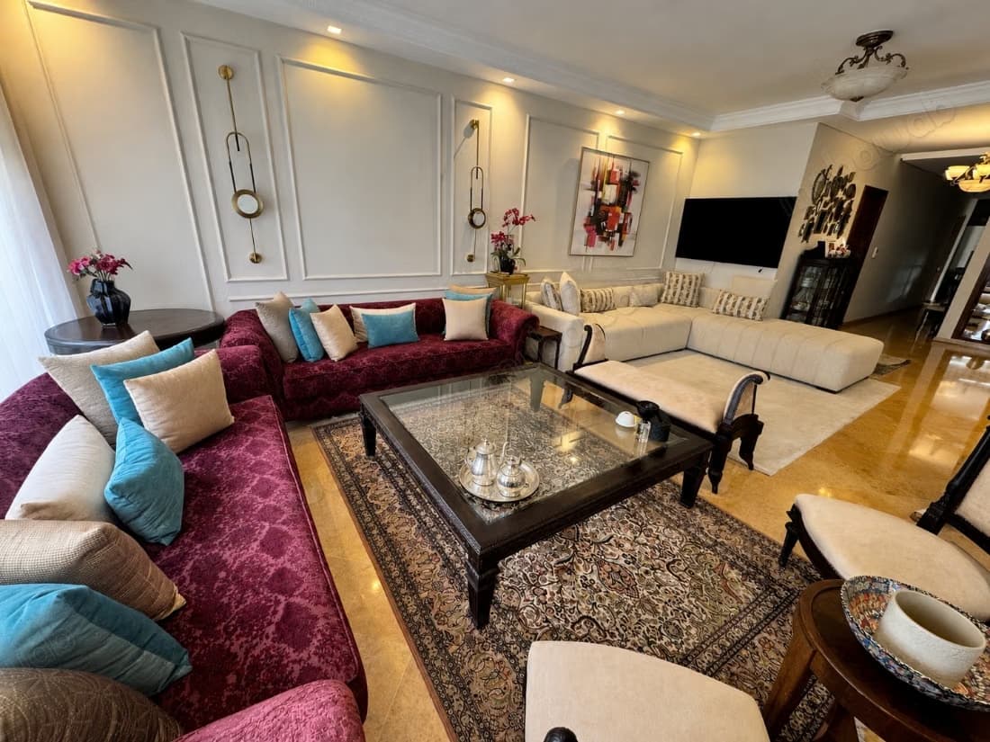 Bel appartement avec grande terrasse au cœur de Racine