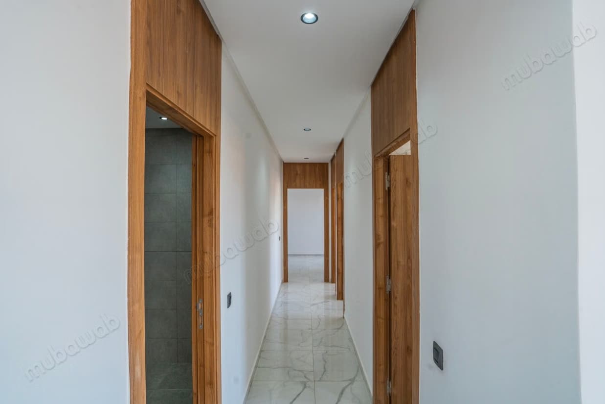 Vend appartement à Oulfa. 3 chambres