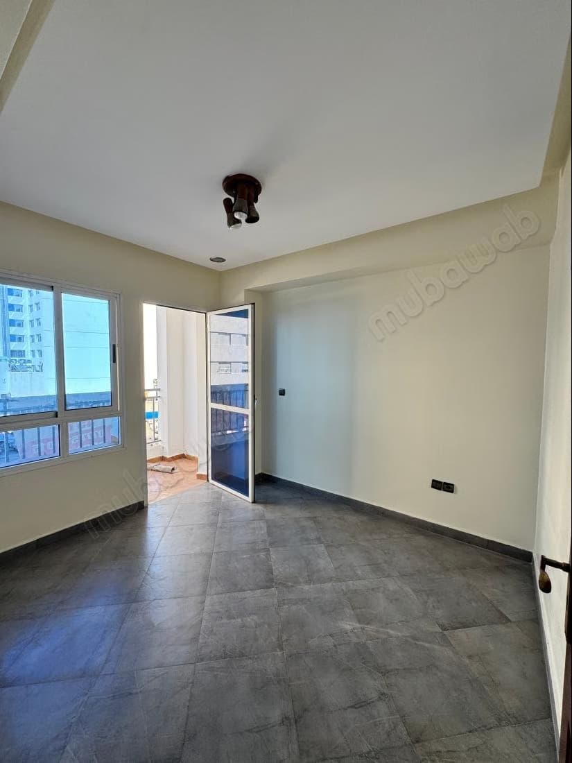 Appartment usage bureau a vendre riad tetouan