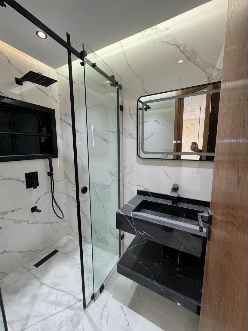 Bel appartement à vendre à Mujahideen. 3 belles chambres. Av...