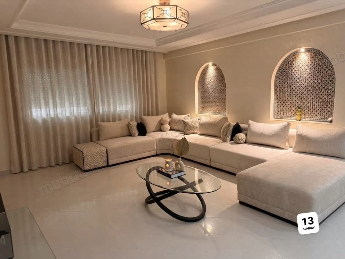 Appartement en location à Mimosas. Superficie 155 m². Meublé