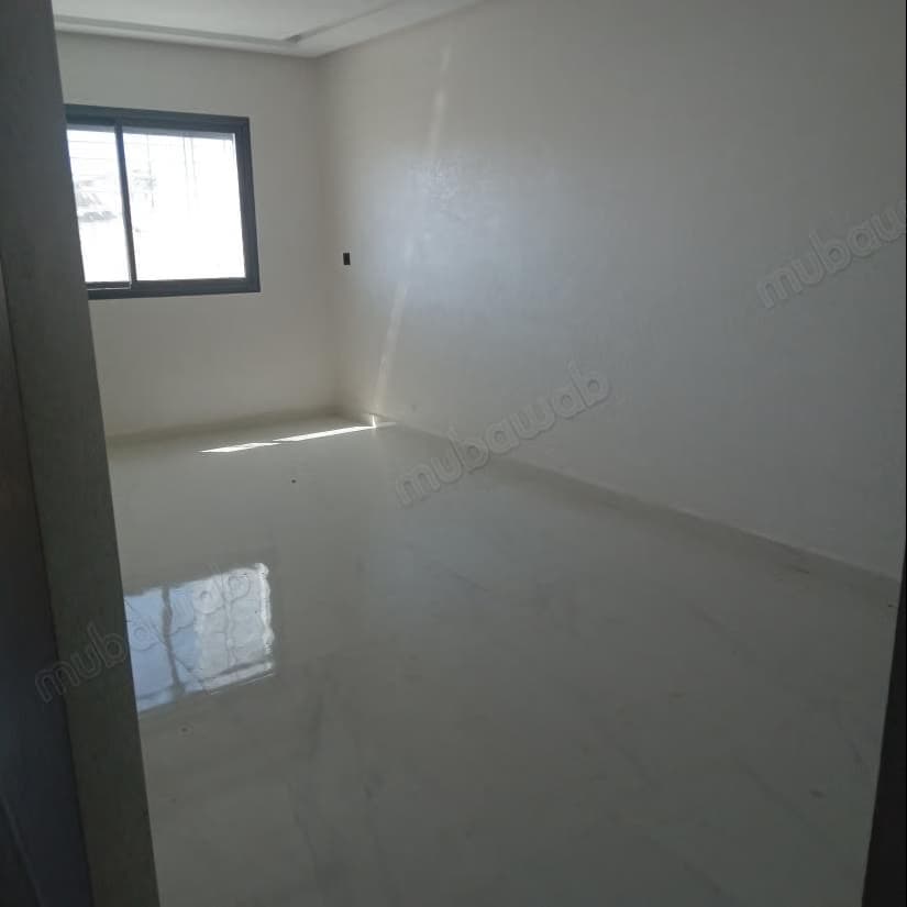 Bel appartement à vendre à Aharrarine. 5 grandes pièces. E...