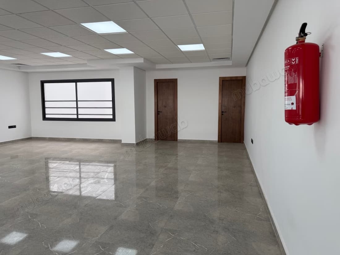 Bureau 10 de 108 m2 a louer oulad mtaa temara