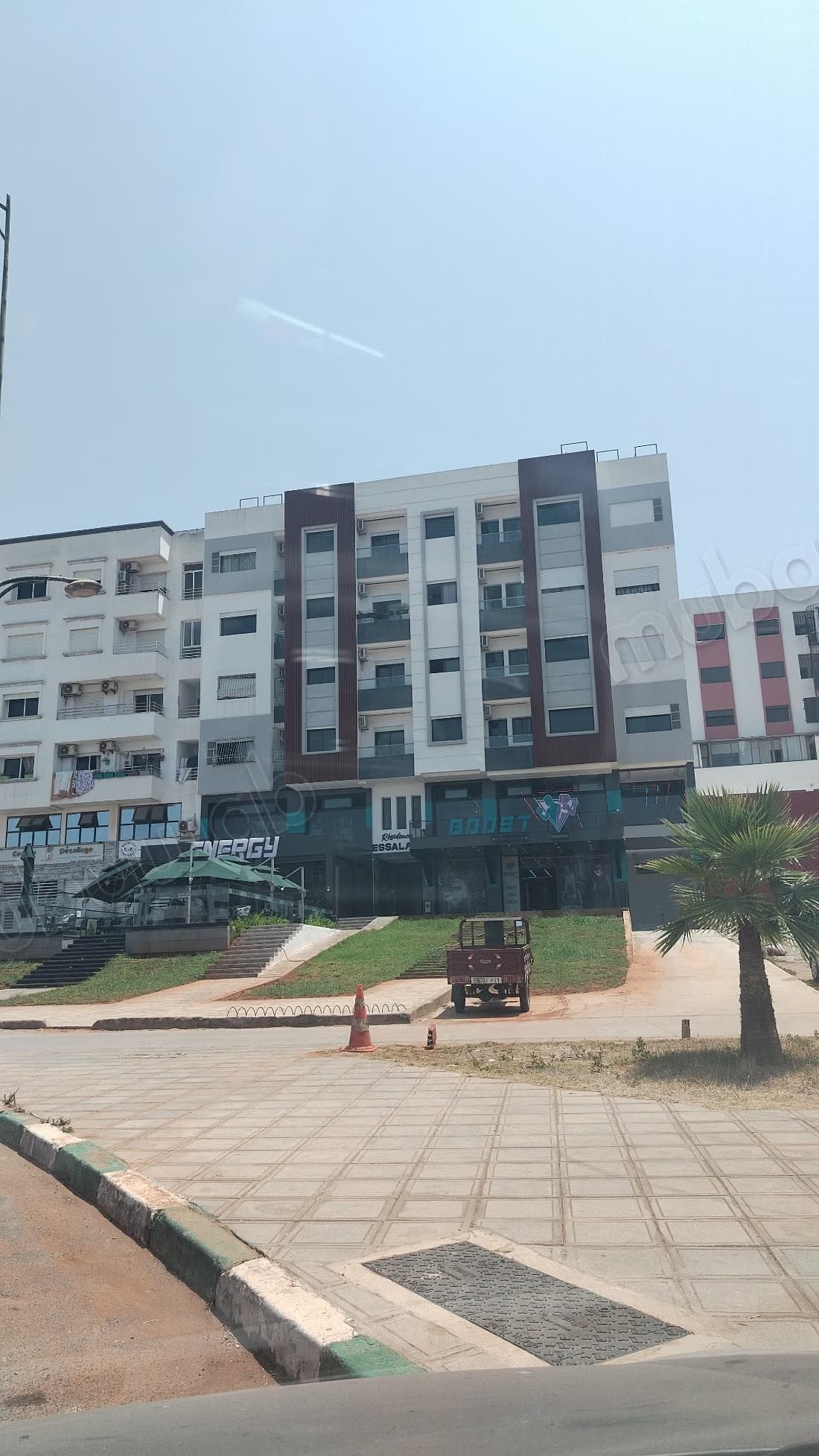 Vente d'un bel appartement à El Hadadda. Surface totale 138...