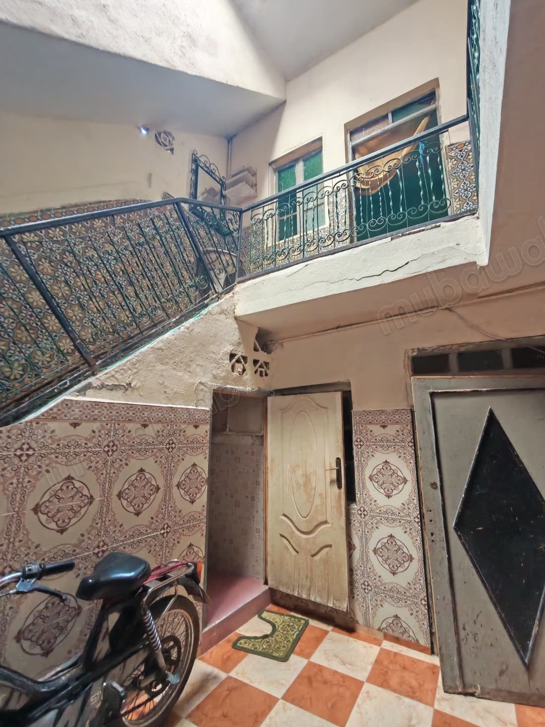 Excellente maison à vendre dans Kbour Chou. Superficie total...
