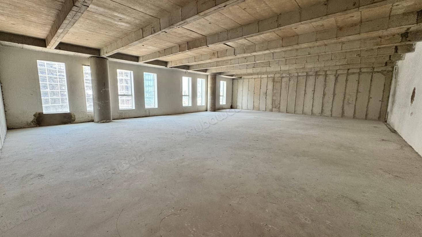 CFC Bureaux Premium Modulables, À partir de 169,9 m², Servic...