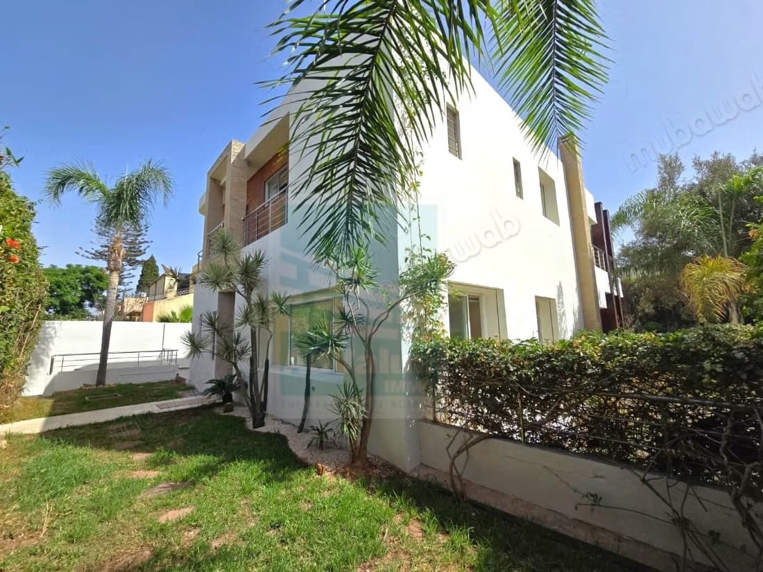 DL. 1035: Villa contemporaine au quartier Oasis