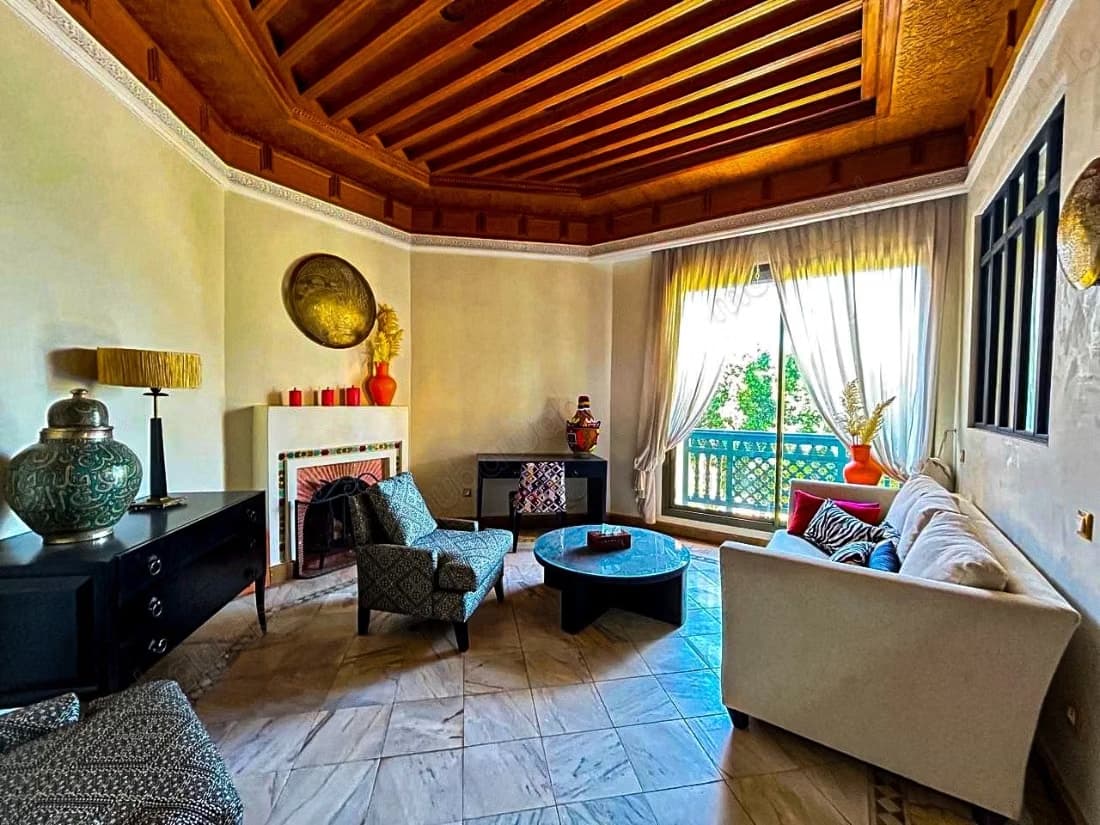 Joli Appartement avec Piscine