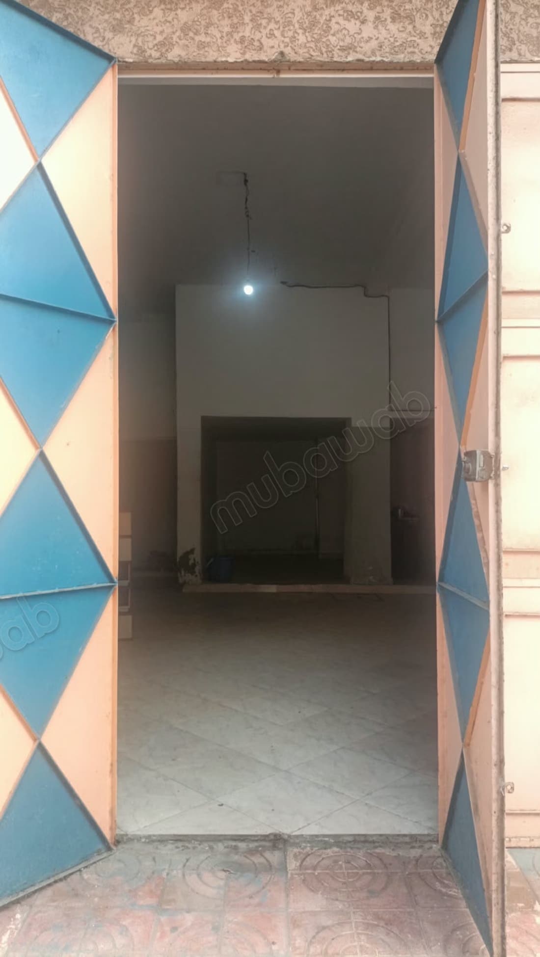 Local commercial à louer à Hay Salam. Surface de 55 m²