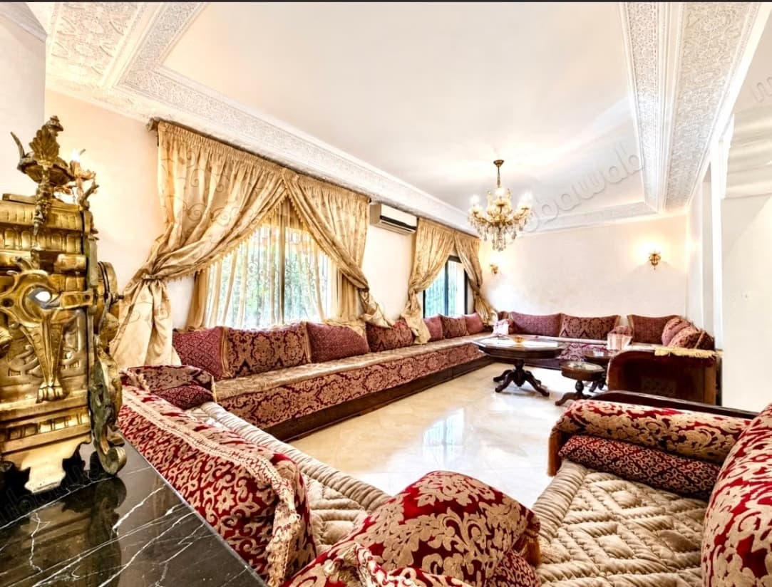 En Location Meublée: Villa familiale de style marocain à lou...