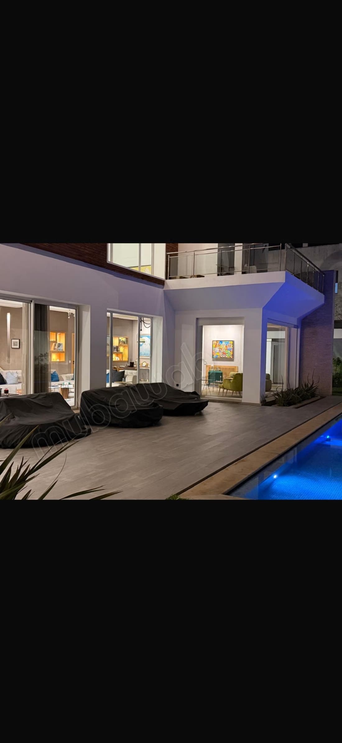 Villa moderne à coté de l'école américaine Californie