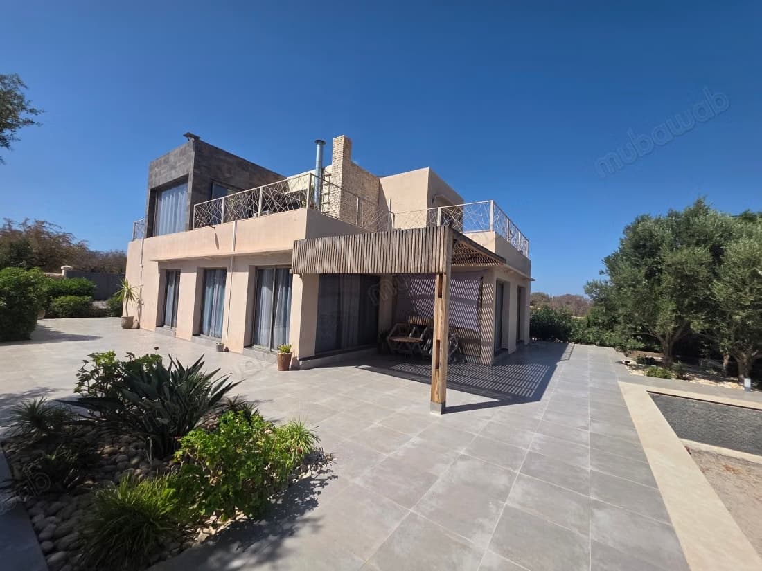 Vente villa de luxe à Idaougard. 5 pièces confortables. Meub...