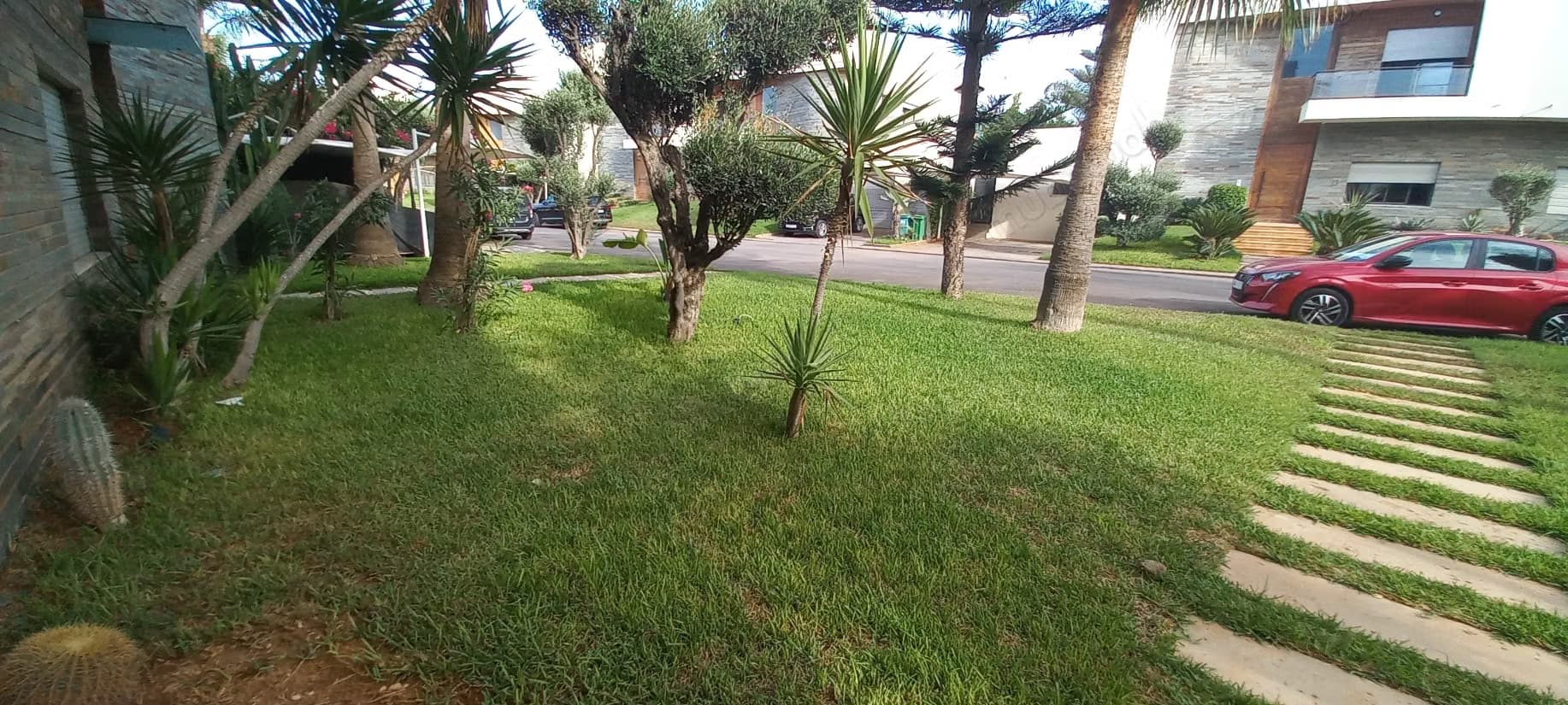 Maison de luxe à vendre à Dar Bouazza. Surface totale 500 m²...