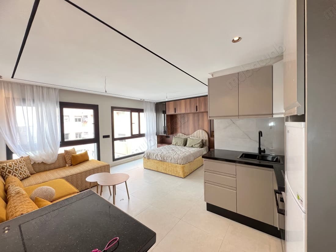 À louer jolie stduio loft 2 mars 5000dh