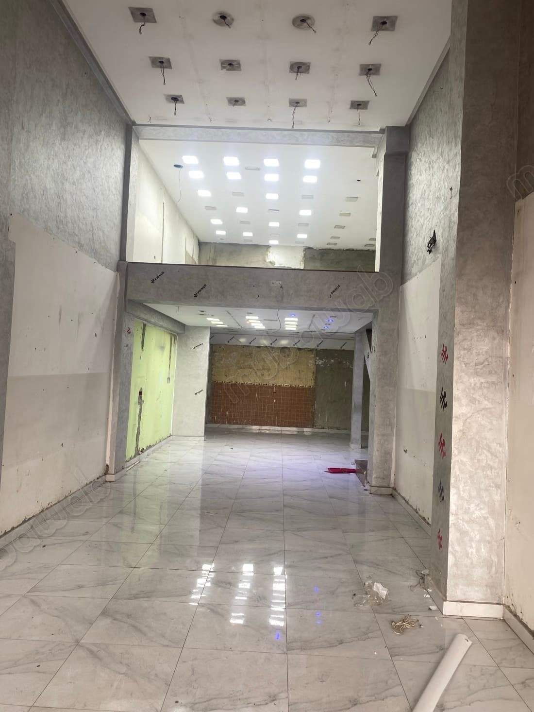 Local commercial 105 m² – Avenue Allal Ben Abdellah Rabat